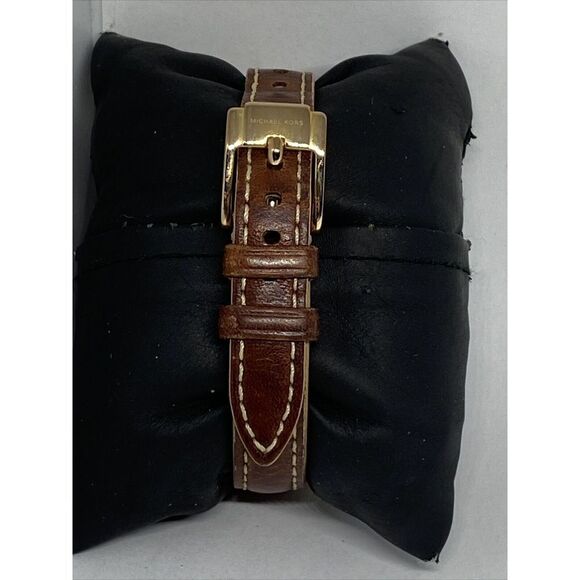 Michael Kors Runway MK2284 Women's Brown Leather Analog Dial Quartz Watch UC882 - Picture 6 of 12